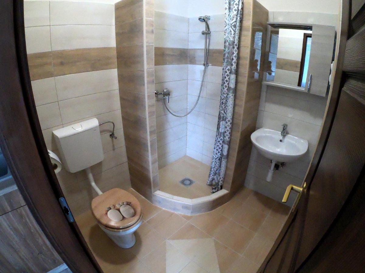 Dami Apartman Hajduszoboszlo Bagian luar foto